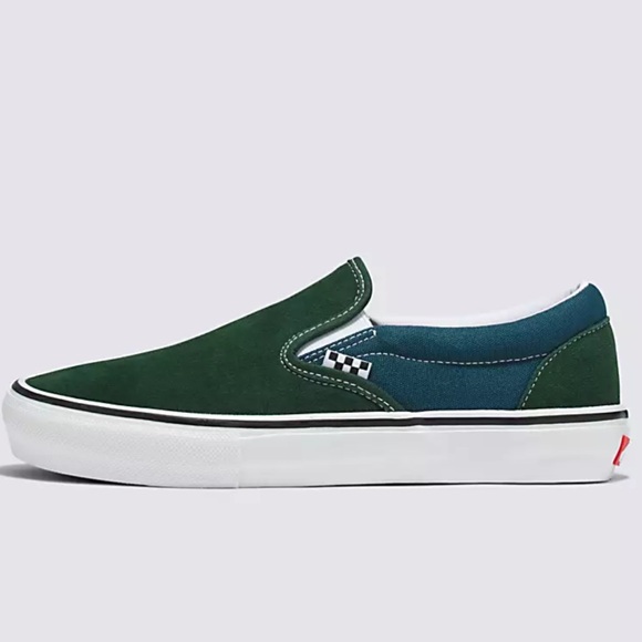 Vans WMNS Skate Slip-On
Mountain View
VN0A5FCABD6
Sneakers - Picture 2 of 16